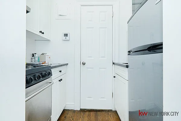 Rented by Keller Williams NYC | media 10
