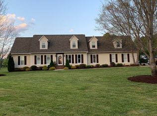 1291 Hanging Rock Rd, Boiling Springs, SC 29316