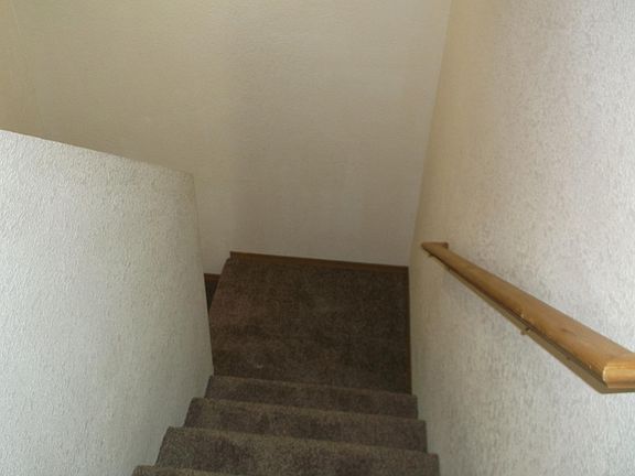 4th image of 715 N Jefferson St APT 6