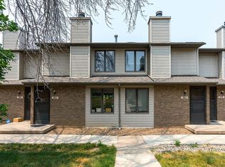 980 W Side Dr, Iowa City, IA 52246