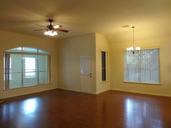 5th image of 12311 Doe Meadow Dr