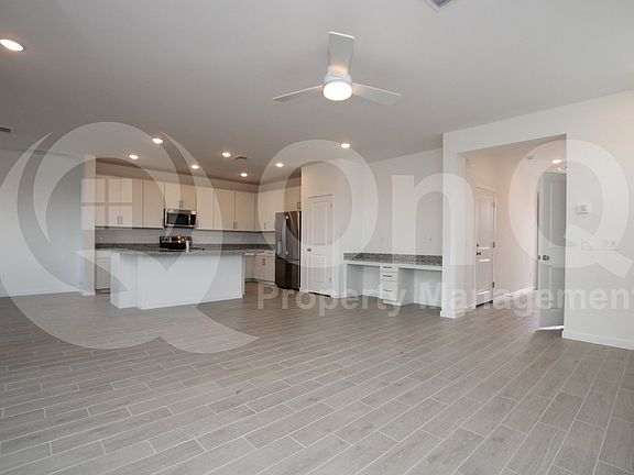 4th image of 7442 W Nicolet Ave