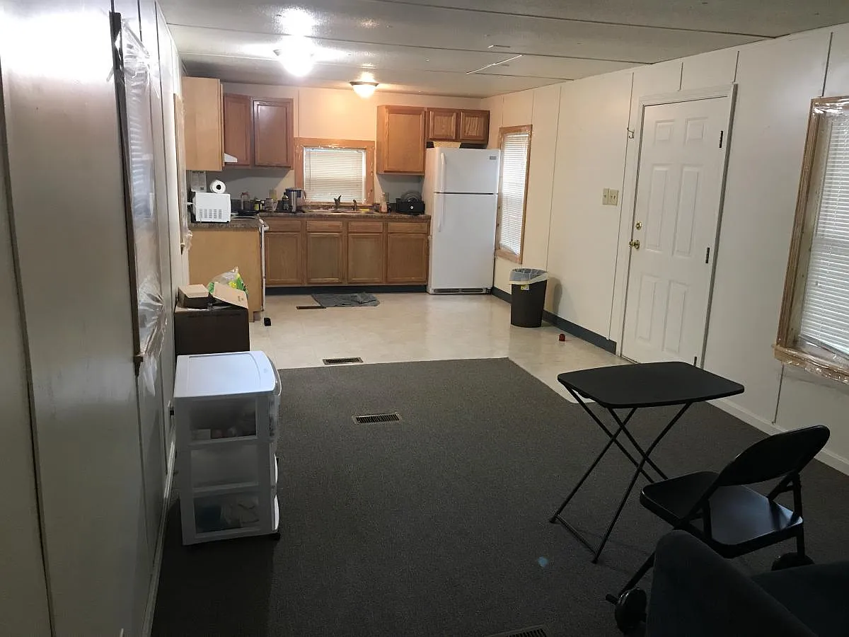 Building Photo - 7600 Heatherstone Dr #14