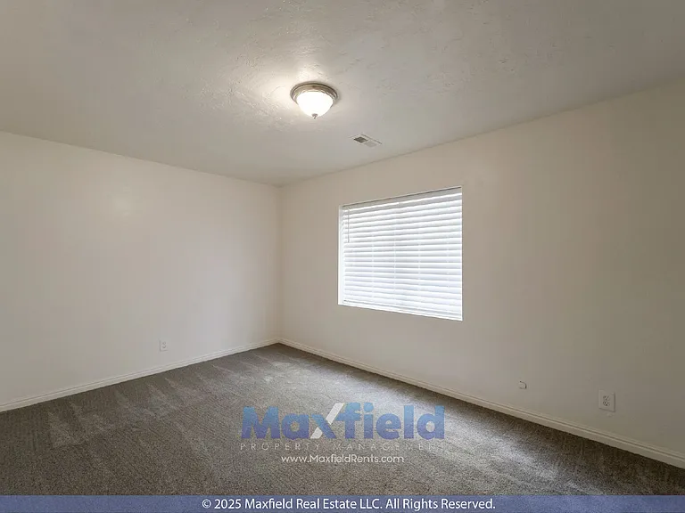 2722 N Double Eagle Dr — Photo 35