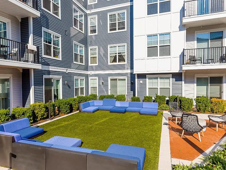 EVO Apartments — Photo 63