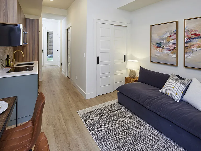 140 NE Sacramento St — Photo 31