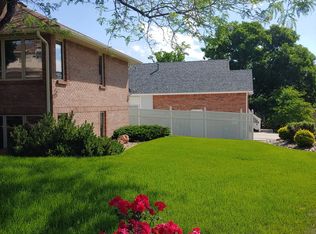 1718 Crestone Dr, Longmont, CO 80504