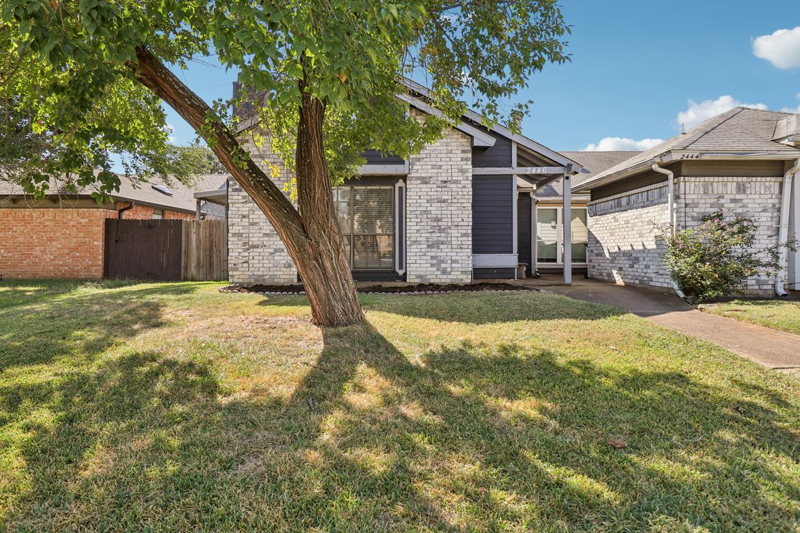 E Timberview Ln-S0210-001.jpg