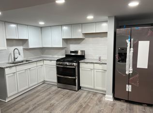 5253 N Leamington Ave, Chicago, IL 60630