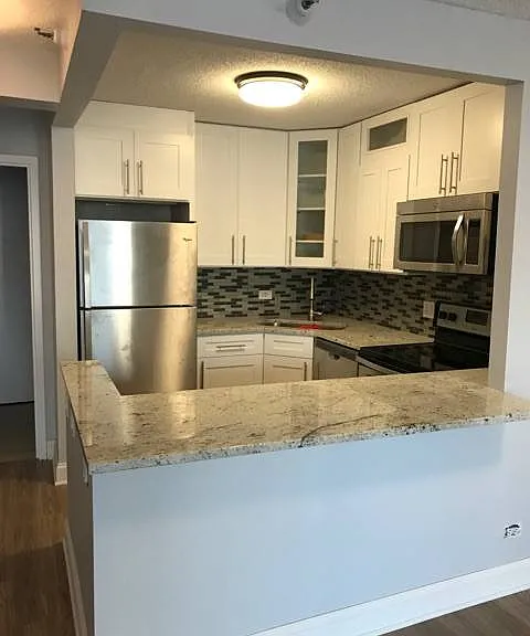 10 E Ontario St #2101 — Photo 5