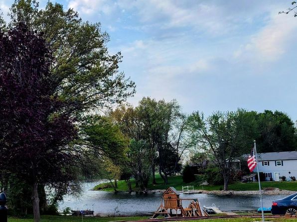 23285 Railsplitter Ln, Athens, IL 62613
