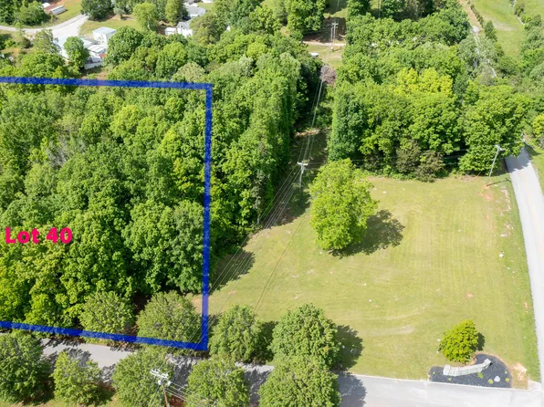 40 Cedar Pointe Dr, Somerset, KY 42501