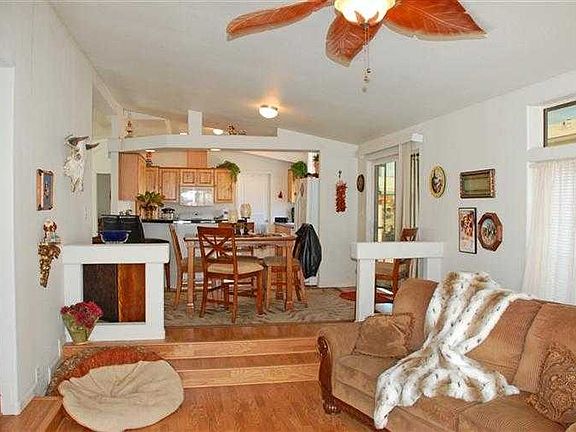 3rd image of 724 Vista Del Camino St SW