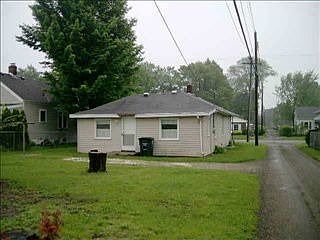 2nd image of 3315 Pleasant St