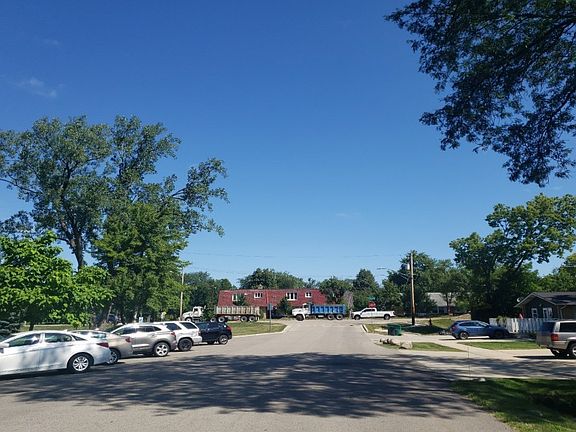 4th image of 1885 Willow Hill Ct