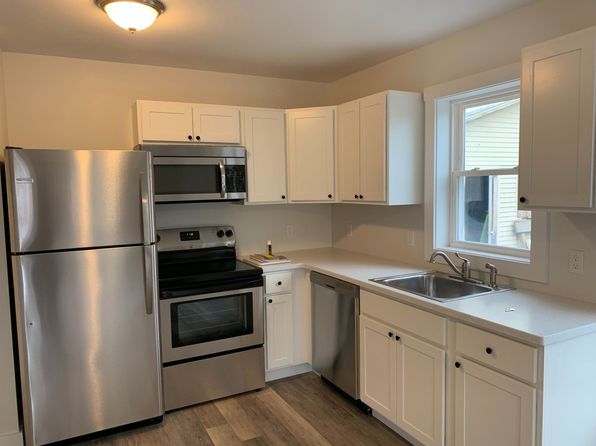 88 Upper Main St #2