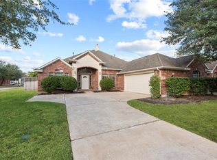 20626 Cypress Green Ln, Cypress, TX 77433