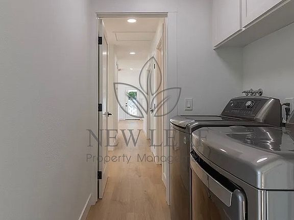 3rd image of 2093 W Greenbriar St #1