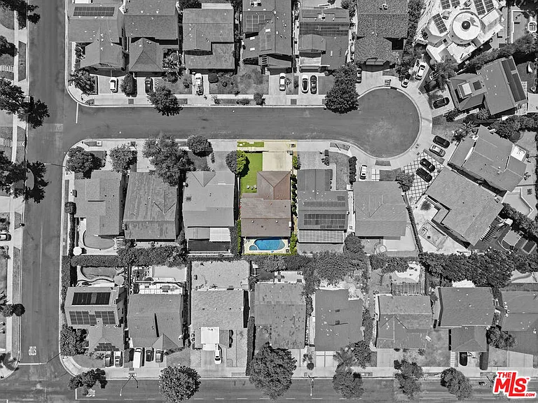 5516 Bluebell Ave — Photo 34