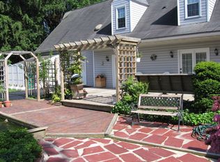 218 Old Mill Ln, Wilmington, DE 19803