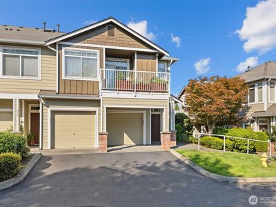 573 241st Lane SE #4, Sammamish, WA, 98074