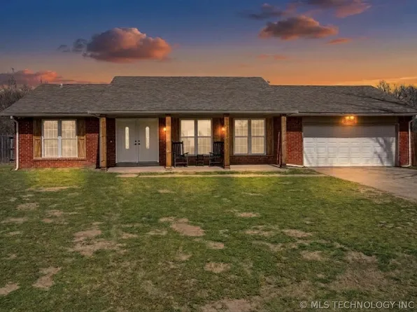 21819 W 12th St S, Sand Springs, OK 74063