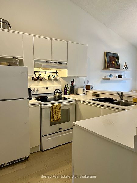 The Blue Mountains Townhouse for rent - 2 Bedrooms — photo 10