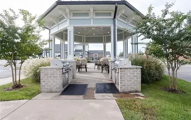 4328 Saunders Station Loop #A — Photo 21