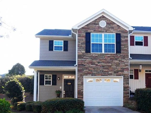228 Derby Court