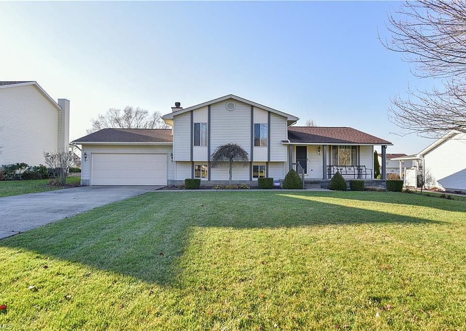 1st image of 3284 Meanderwood Dr