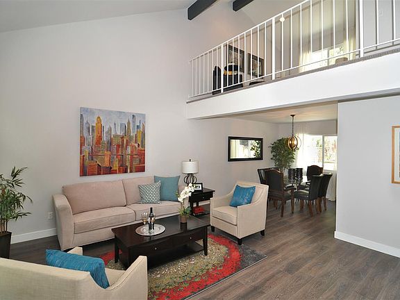 4th image of 21911 Peppercorn Dr