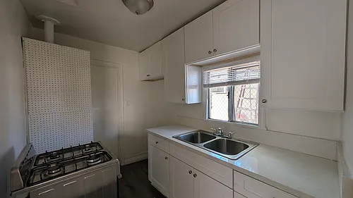 861 W Manchester Ave #5 Photo 1