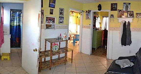3rd image of 1127 Magoffin Ave APT 9