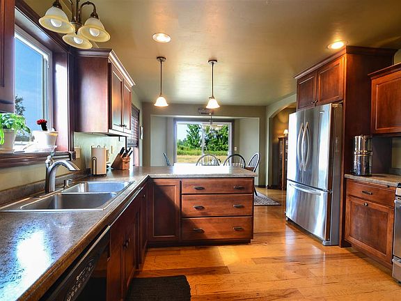 2nd image of 773 N Melcorn Cir