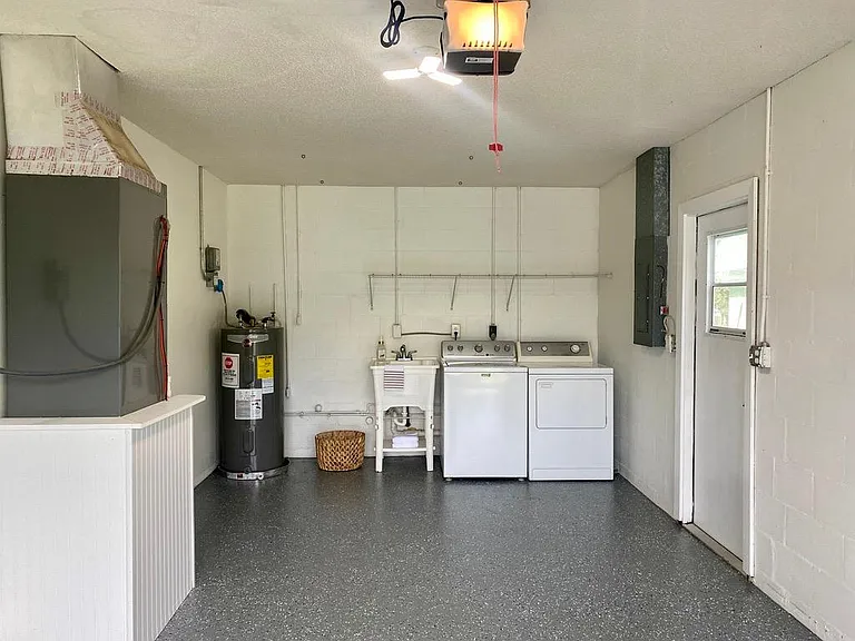 One Car Garage, New AC Unit, New Water Heater, New Garage System View