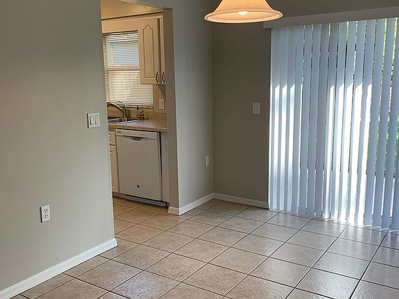 3rd image of 2008 E Jefferson St #2008