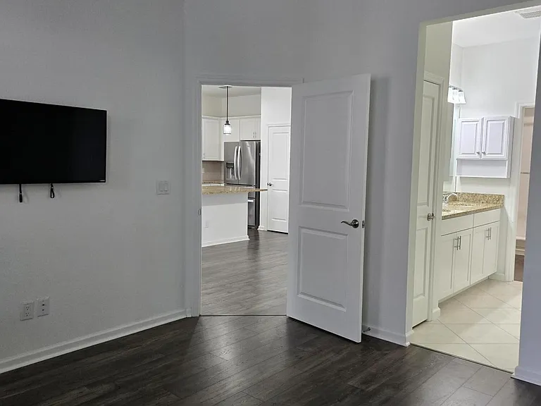 562 Landshark Blvd — Photo 6