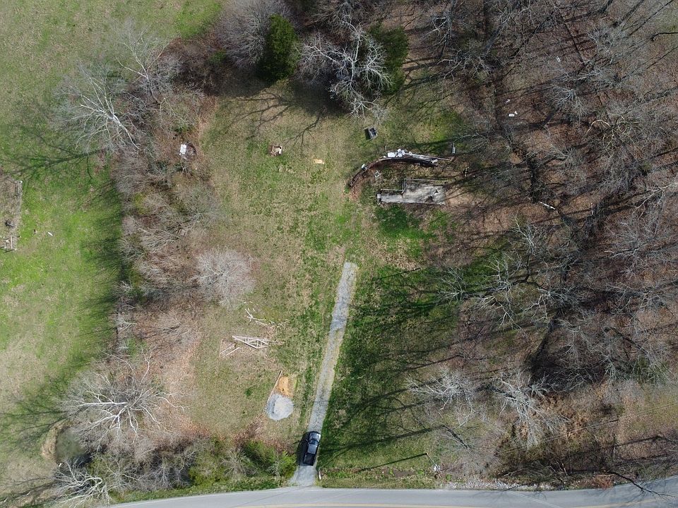 2nd image of 960 Keytown Rd