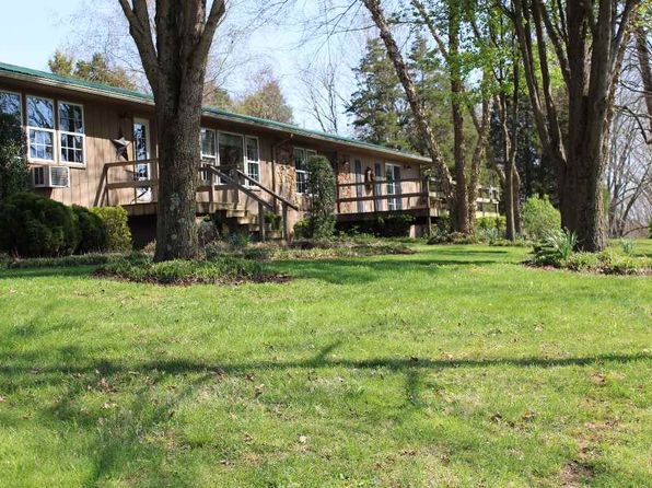 Leitchfield Ky Luxury Homes For Sale 76 Homes Zillow