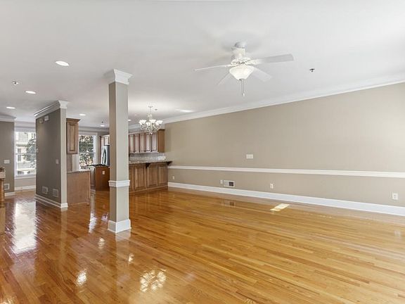 5th image of 528 Vinings Estates Dr SE