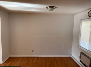 1658 Farmington Ave APT 2, Unionville, CT 06085