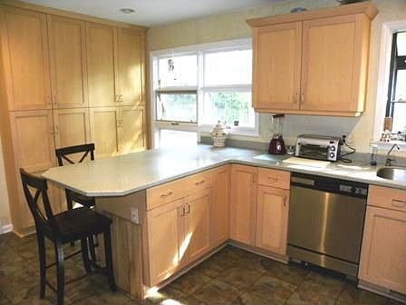 3rd image of 4 Osmond Pl