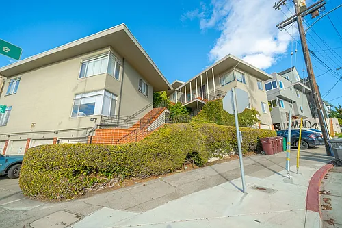 2275 Park Blvd Photo 1