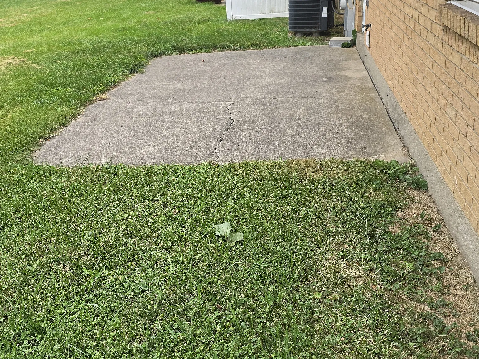 2 bed, 916 sqft, $1,000 — Photo 2
