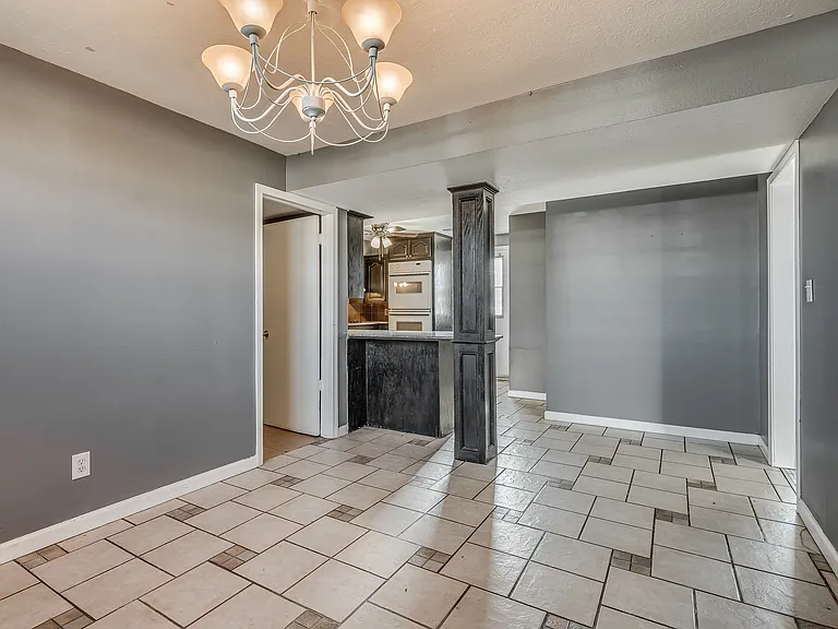 2520 SW 68th St — Photo 29