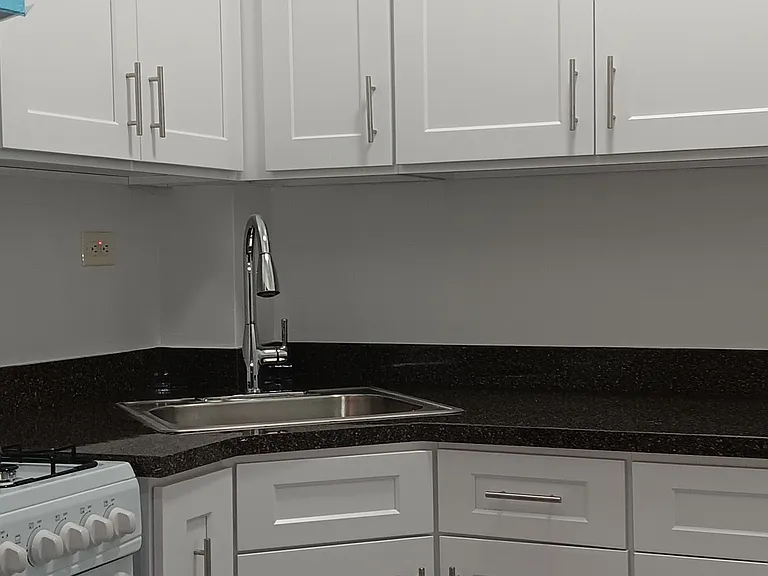 3640 Johnson Ave #Y — Photo 3