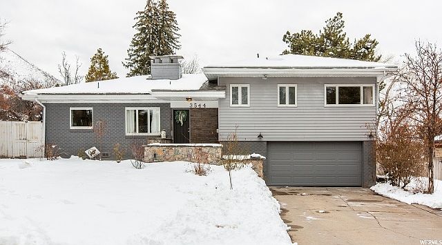 1st image of 3544 E Eastoaks Dr