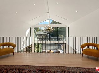 10444 Charing Cross Rd, Los Angeles, CA 90024
