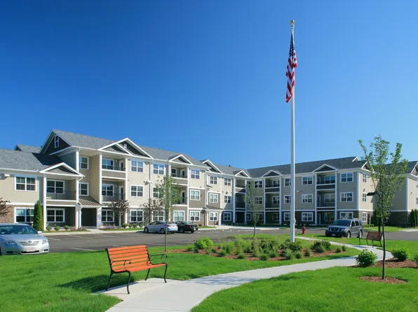 Metro at Wilmington Station, 10 Burlington Ave #2-312, Wilmington, MA 01887