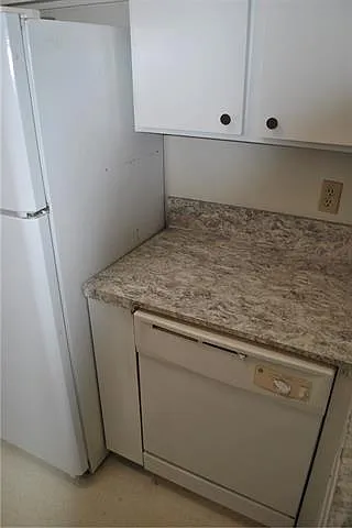 1419 Milan St #206 — Photo 12